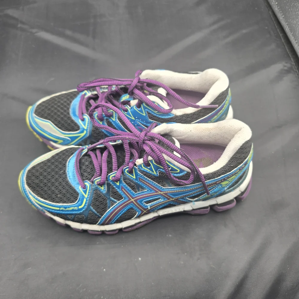 Asics step into